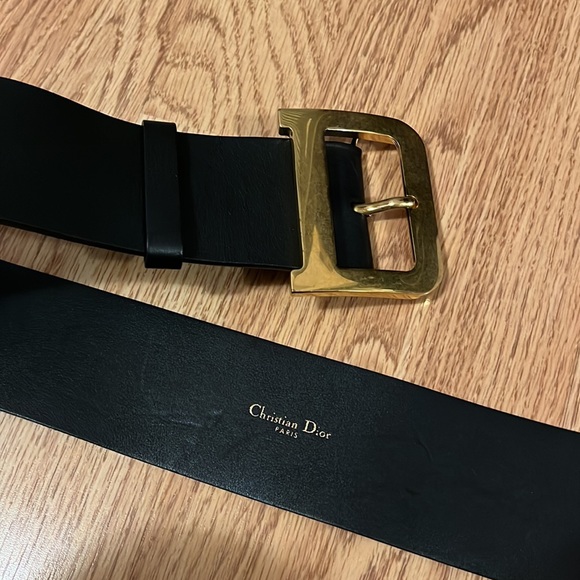 Authentic Dior D Belt - Picture 4 of 8